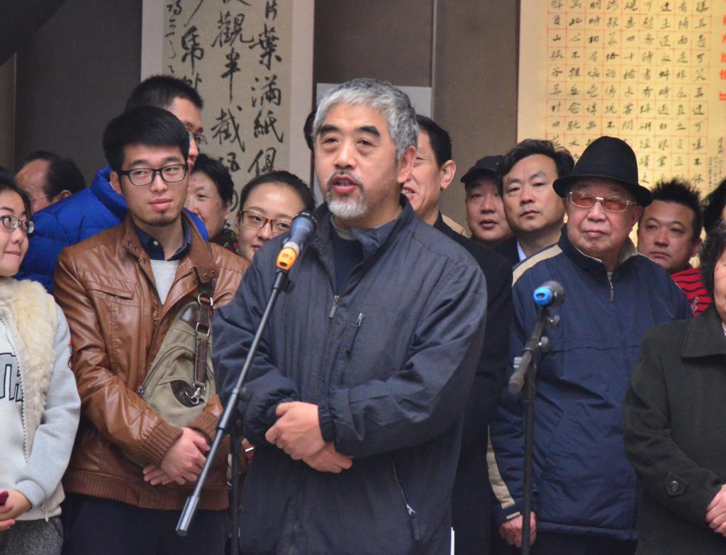 10、bat365中文官方网站经理赵廷仁宣布展览开展